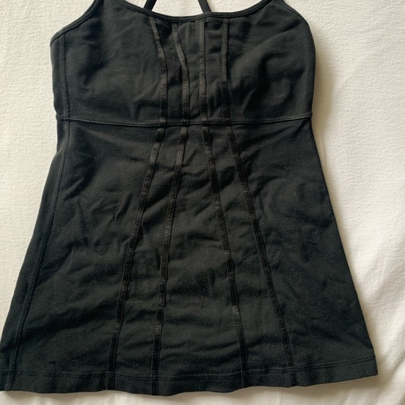 Lululemon tank - Picture 3 of 3